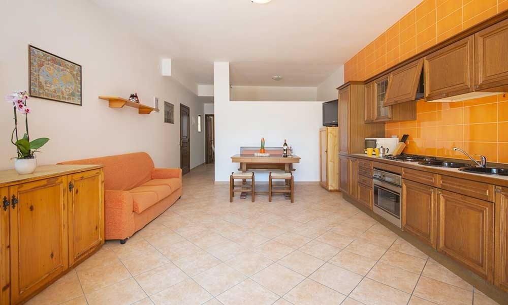AmareNumana Aparthotel Bagian luar foto