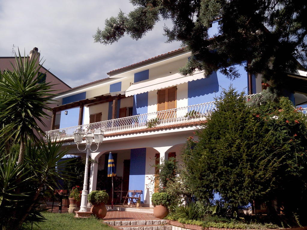 AmareNumana Aparthotel Ruang foto